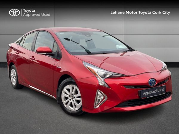 Toyota Prius Hatchback, Petrol Hybrid, 2016, Red