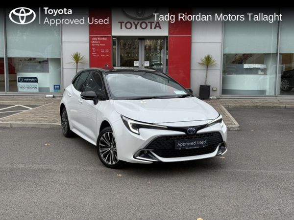 Toyota Corolla Hatchback, Petrol Hybrid, 2025, White