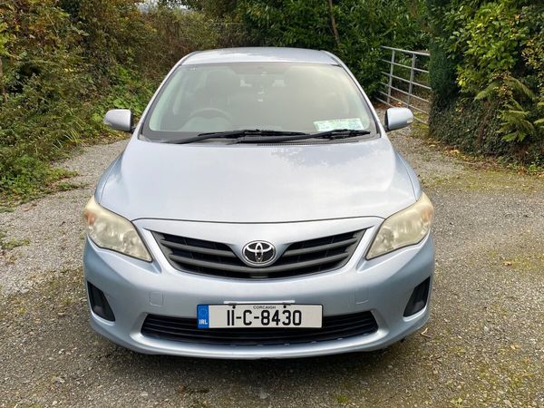 Toyota Corolla Saloon, Diesel, 2011, Blue