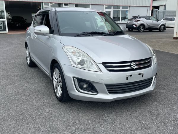 Suzuki Swift Hatchback, Petrol, 2016, Silver