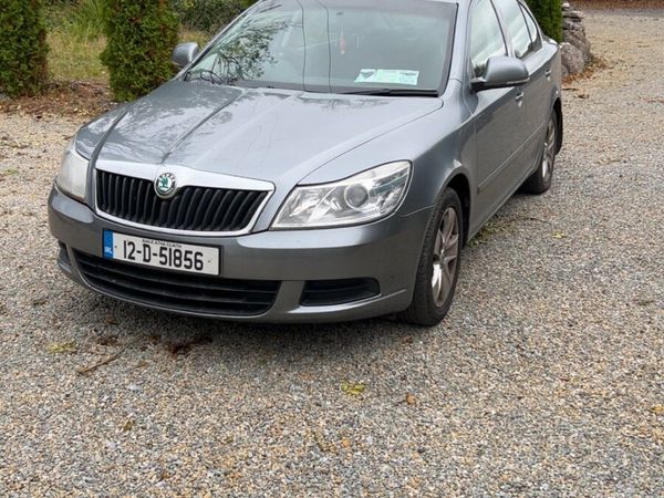Skoda Octavia Hatchback, Diesel, 2012, Grey