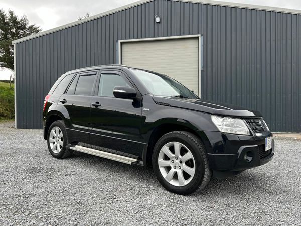 Suzuki Grand Vitara SUV, Diesel, 2012, Black