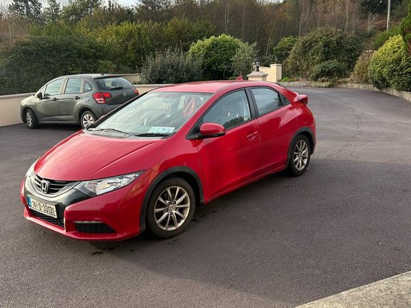 Honda Civic Hatchback, Petrol, 2014, Red
