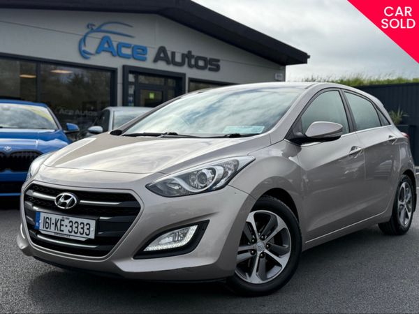 Hyundai i30 Hatchback, Petrol, 2016, Silver