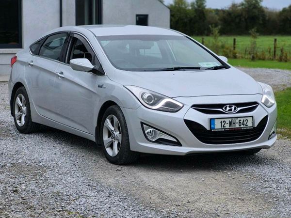 Hyundai i40 Saloon, Diesel, 2012, Silver