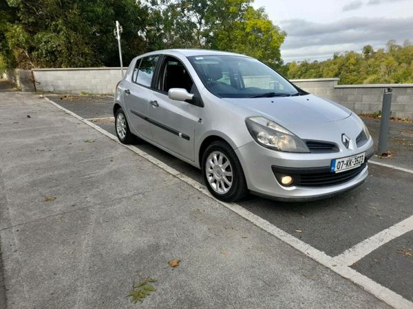 Renault Clio Hatchback, Petrol, 2007, Silver