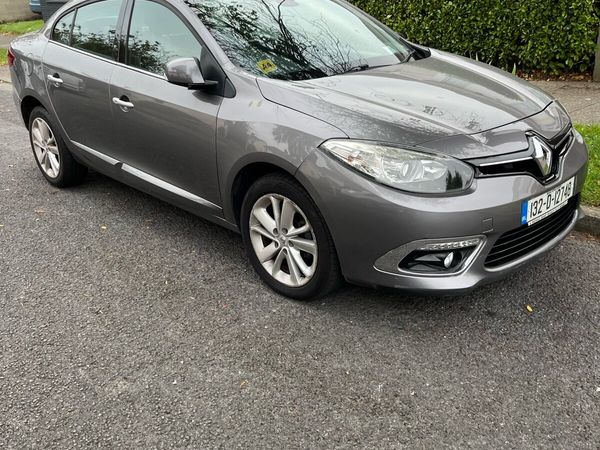 Renault Fluence Saloon, Diesel, 2013, Grey