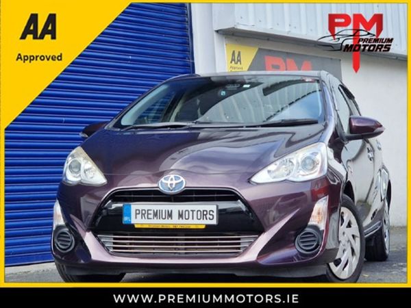 Toyota Aqua Hatchback, Petrol Hybrid, 2016, Purple