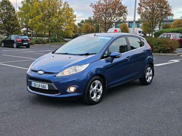 Ford Fiesta Hatchback, Petrol, 2009, Blue