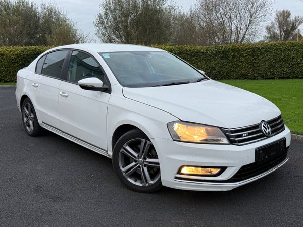 Volkswagen Passat Saloon, Diesel, 2013, White
