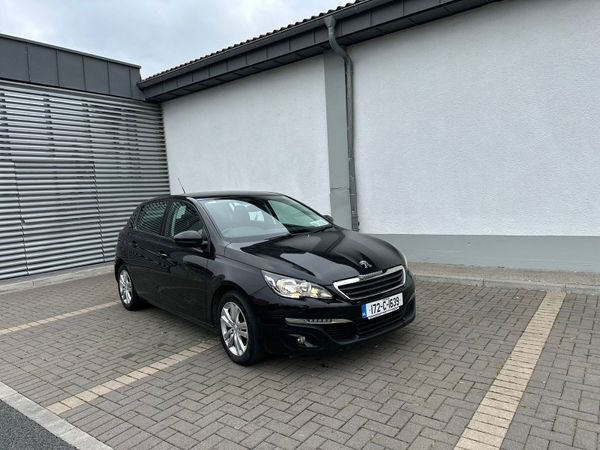 Peugeot 308 Hatchback, Petrol, 2017, Black
