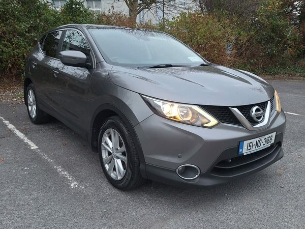 Nissan Qashqai Hatchback, Diesel, 2015, Grey