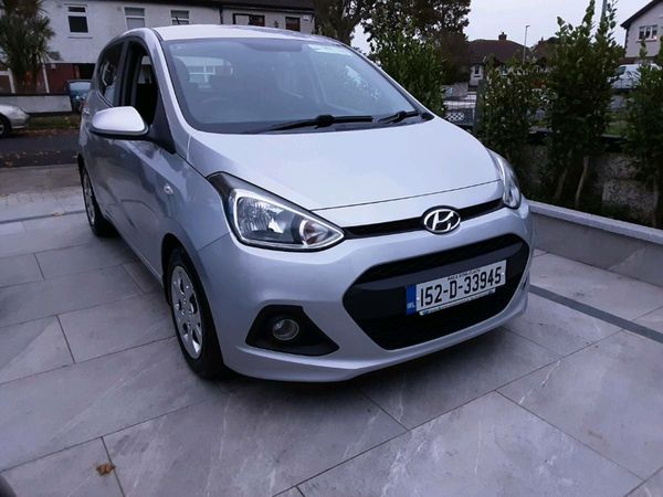 Hyundai i10 Hatchback, Petrol, 2015, Silver