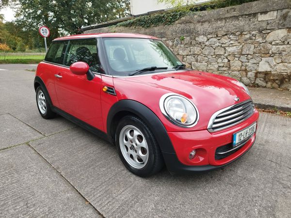 Mini Cooper Hatchback, Diesel, 2012, Red