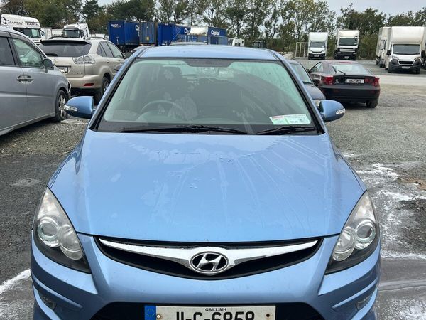 Hyundai i30 Hatchback, Diesel, 2011, Blue