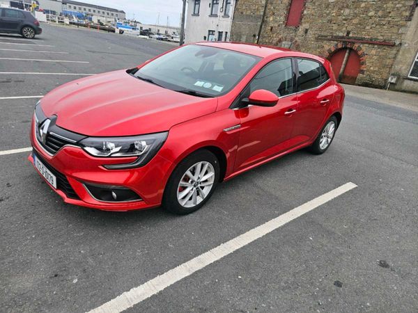 Renault Megane Hatchback, Diesel, 2017, Red