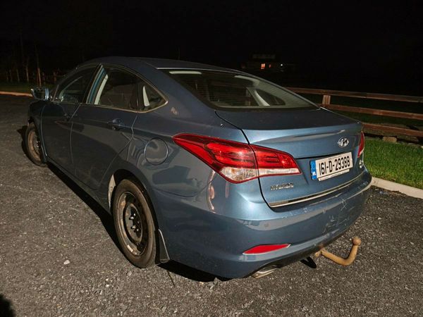 Hyundai i40 Saloon, Diesel, 2016, Blue