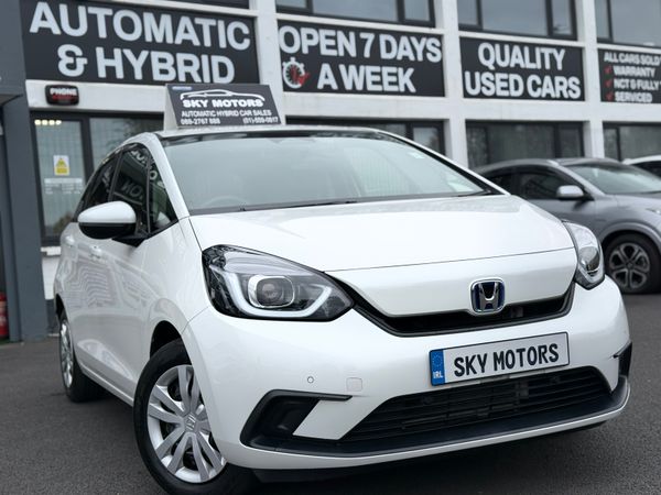 Honda Jazz Hatchback, Petrol Hybrid, 2022, Silver