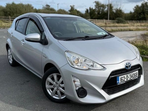 Toyota Aqua Hatchback, Petrol Hybrid, 2016, Silver
