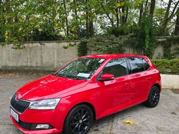 Skoda Fabia Hatchback, Petrol, 2020, Red