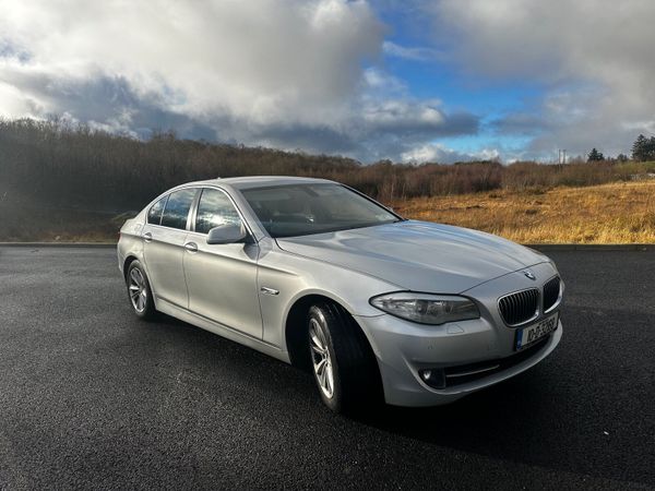 BMW 5-Series Saloon, Diesel, 2010, Silver