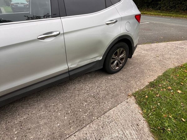 Hyundai Santa Fe SUV, Diesel, 2014, Silver