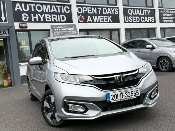 Honda Jazz Hatchback, Petrol Hybrid, 2020, Silver