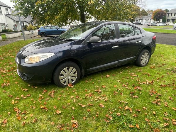 Renault Fluence Saloon, Diesel, 2011, Blue