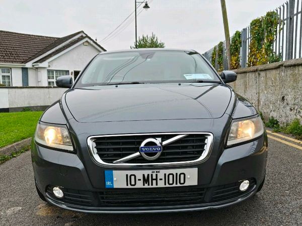 Volvo S40 Saloon, Diesel, 2010, Grey