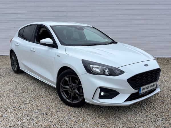 Ford Focus Hatchback, Petrol, 2019, White
