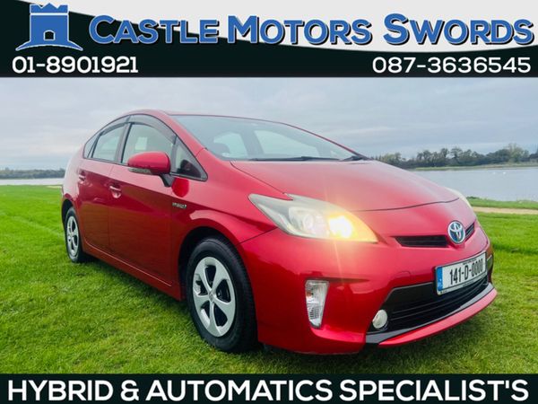 Toyota Prius Hatchback, Petrol Hybrid, 2014, Red