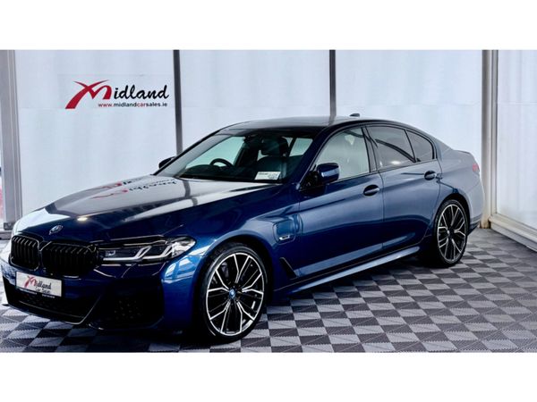 BMW 5-Series Saloon, Petrol Hybrid, 2022, Blue