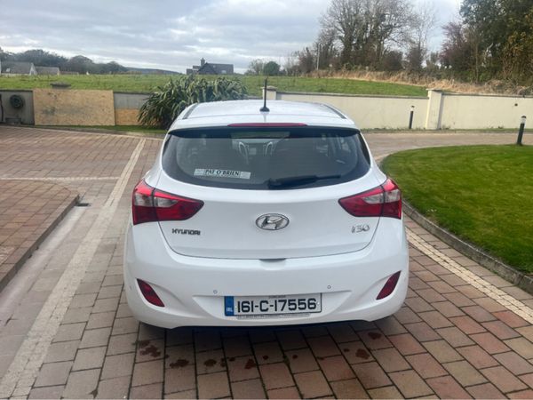Hyundai i30 Hatchback, Diesel, 2016, White