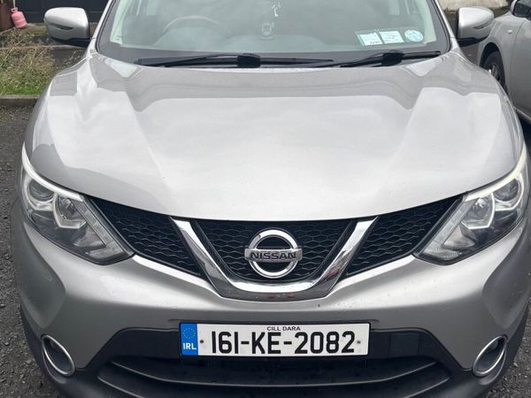 Nissan Qashqai Hatchback, Diesel, 2016, Silver