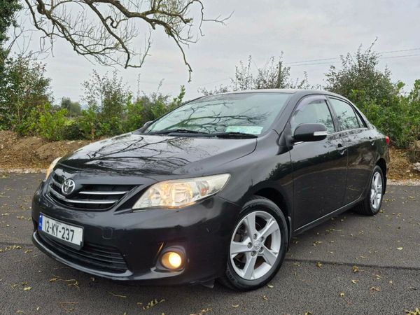Toyota Corolla Saloon, Diesel, 2012, Black
