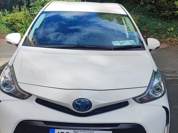 Toyota Prius MPV, Petrol Hybrid, 2019, White