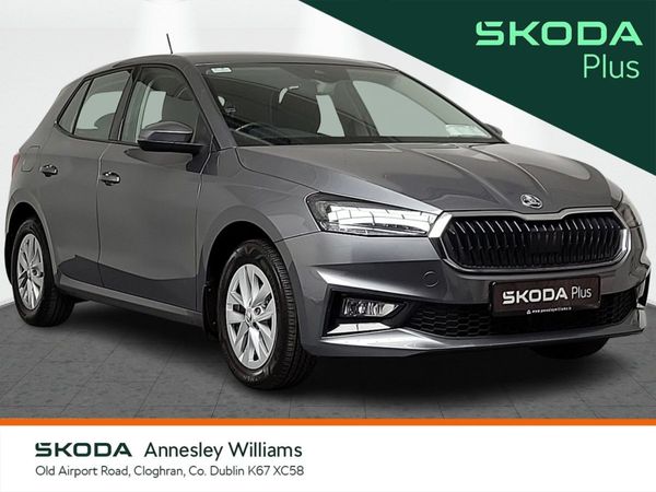 Skoda Fabia Hatchback, Petrol, 2022, Grey