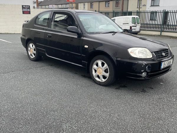 Hyundai Accent Hatchback, Petrol, 2005, Black