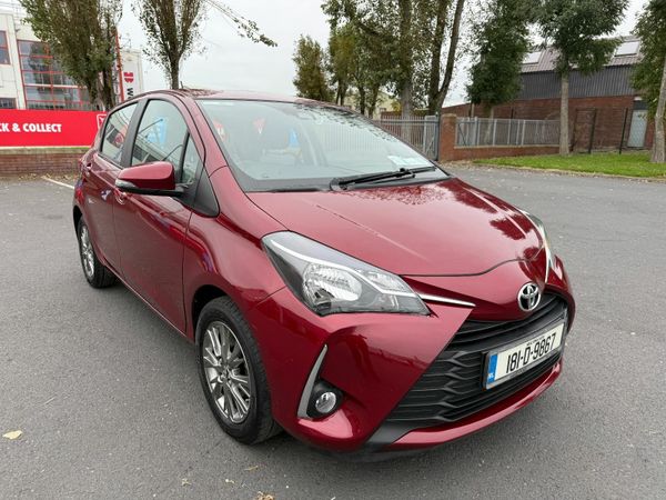 Toyota Yaris MPV, Petrol, 2018, Red