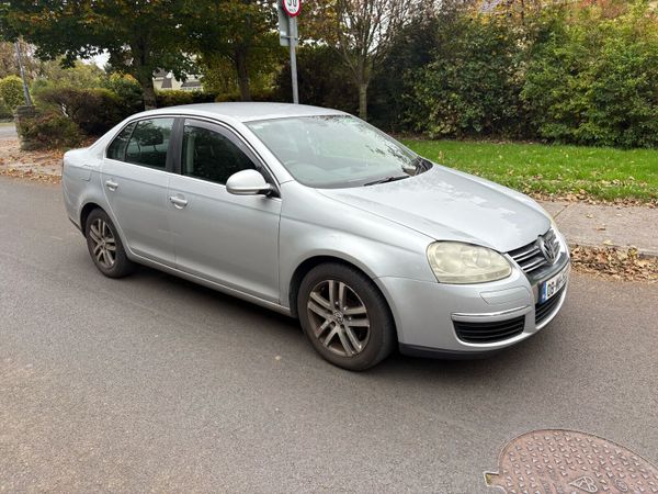 Volkswagen Jetta Saloon, Diesel, 2008, Silver