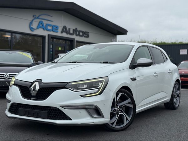 Renault Megane Hatchback, Petrol, 2018, White