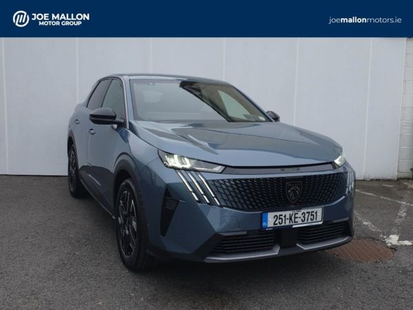 Peugeot 3008 MPV, Petrol, 2025, Blue