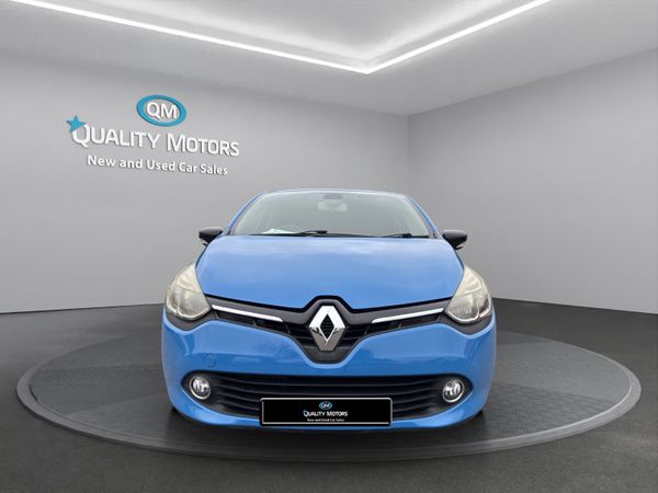 Renault Clio Hatchback, Petrol, 2016, Blue