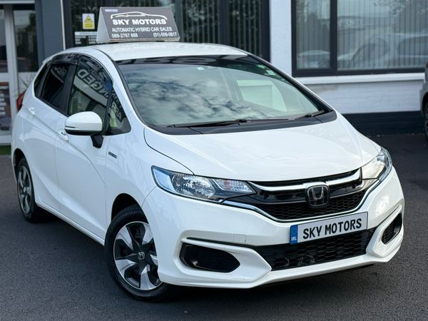 Honda Jazz Hatchback, Petrol Hybrid, 2019, Silver