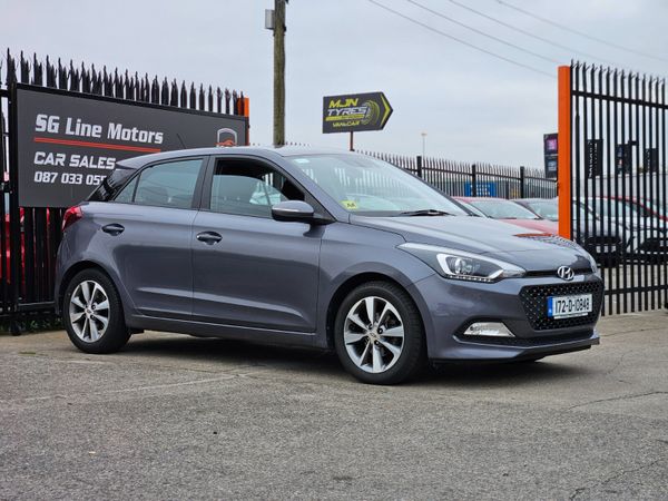 Hyundai i20 Hatchback, Petrol, 2017, Grey