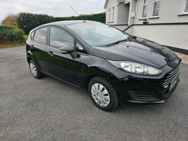 Ford Fiesta Hatchback, Petrol, 2013, Black