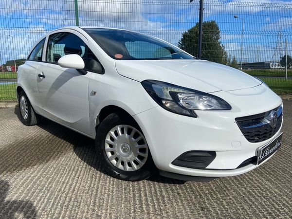 Opel Corsa Hatchback, Petrol, 2015, White