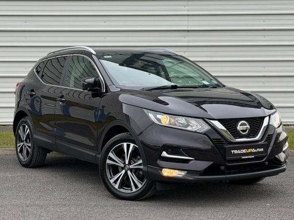 Nissan Qashqai Hatchback, Diesel, 2018, Black