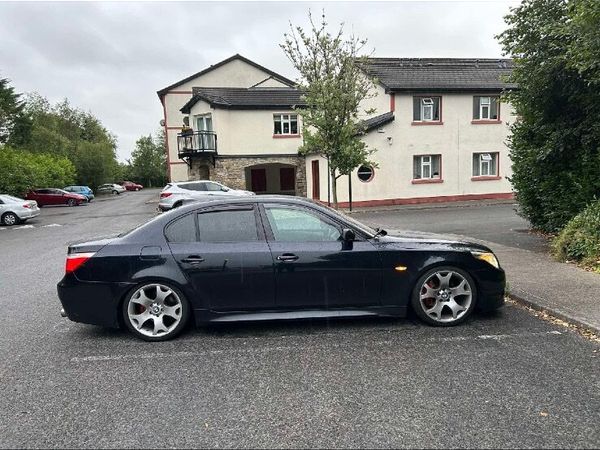 BMW 5-Series Saloon, Diesel, 2009, Black