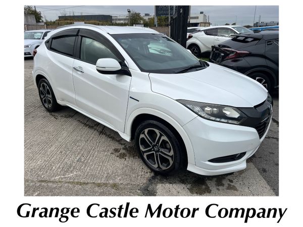 Honda HR-V Hatchback, Petrol Hybrid, 2014, White